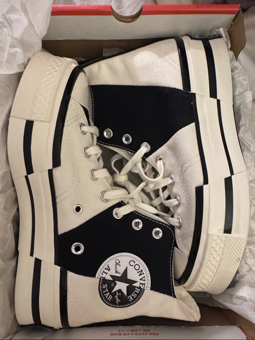 Converse unisex Two-Tone High Top Sneakers - Black & Cream